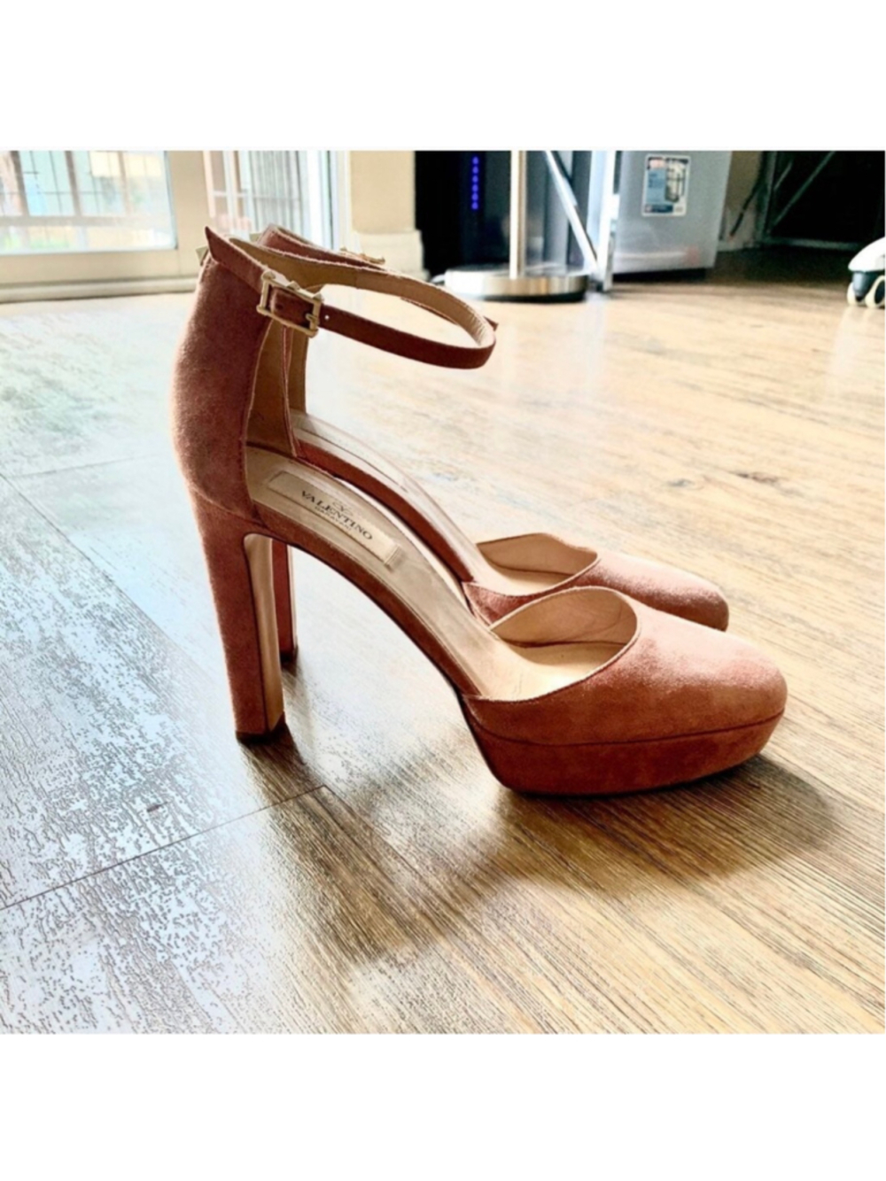 Valentino Dusty Rose Heels with Rockstud